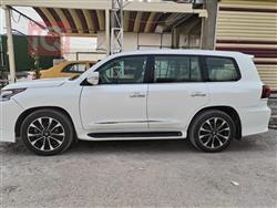 2011 لكزس LX