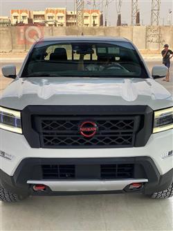 2022 نيسان فرونتر