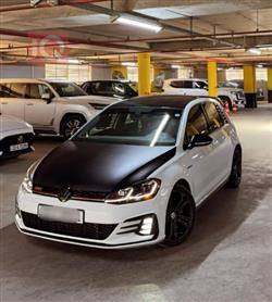 Volkswagen Golf 2021