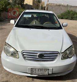 2013 بي واي دي F3