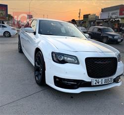 Chrysler 300 2023