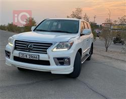2013 لكزس LX