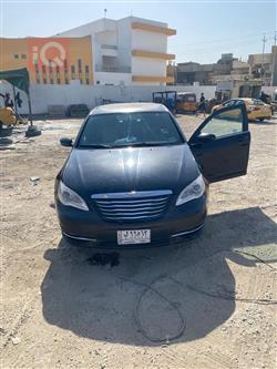 2013 كرايسلر 200
