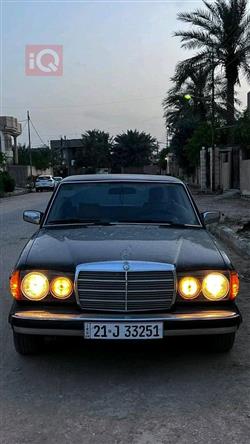 1982 مرسيدس بنز E-Class