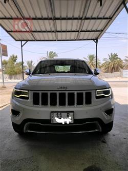 2014 جيب جراند شيروكي