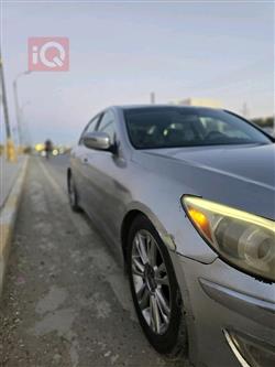 Hyundai Genesis 2012