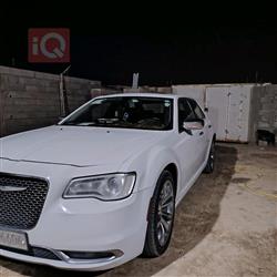 2019 كرايسلر 300