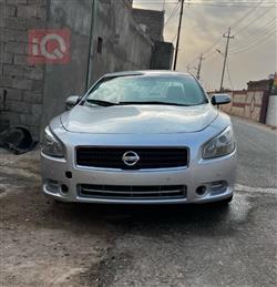 Nissan Maxima 2010