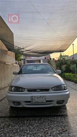 1994 هيونداي النترا