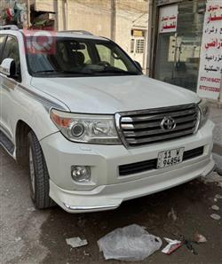 2014 تويوتا لاندكروزر