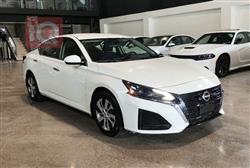 Nissan Altima 2023