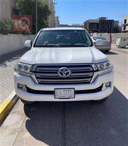 2018 تويوتا لاندكروزر