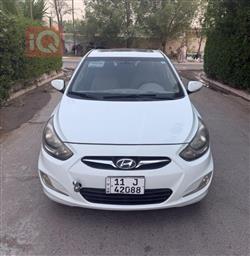 2013 هيونداي أكسنت