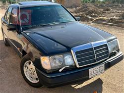 1990 مرسيدس بنز E-Class