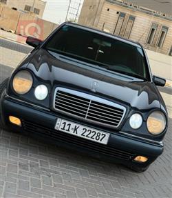 1998 مرسيدس بنز E-Class