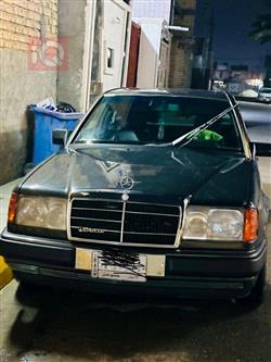 1992 مرسيدس بنز E-Class