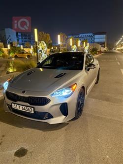 2018 كيا ستينغر