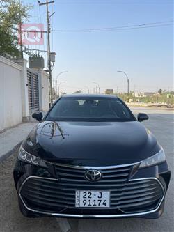 2022 تويوتا أفالون