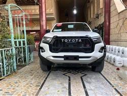 Toyota Hilux 2024