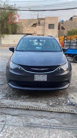 2023 كرايسلر باسيفيكا