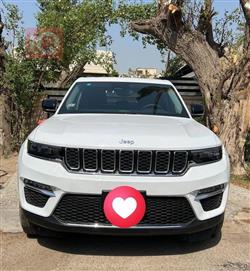 Jeep Grand Cherokee 2023