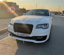 Chrysler 300 2023