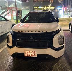 Mitsubishi Outlander 2024