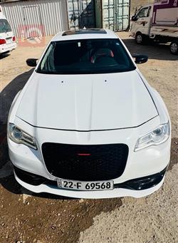 Chrysler 300 2017