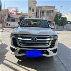 2024 تويوتا لاندكروزر