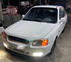 2000 هيونداي فيرنا
