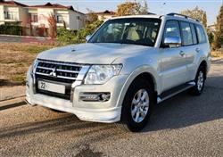 Mitsubishi Pajero 2015