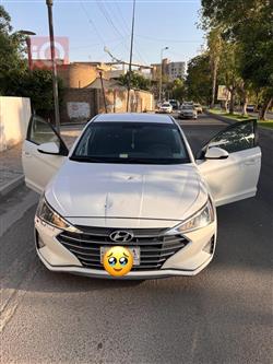 2019 هيونداي النترا