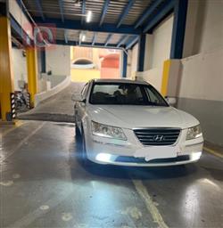 Hyundai Sonata 2010