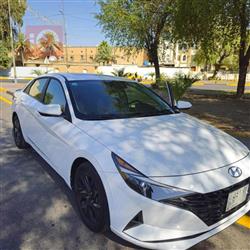 Hyundai Elantra 2022