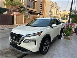 2023 نيسان روج
