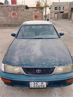 2000 تويوتا أفالون