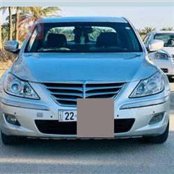 2010 هيونداي جنسس