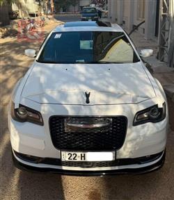 2022 كرايسلر 300