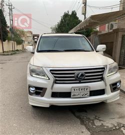 2013 لكزس LX