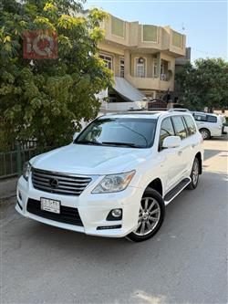 Lexus LX 2011