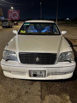 2001 تويوتا كراون
