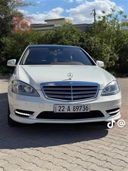 Mercedes-Benz S-Class 2012