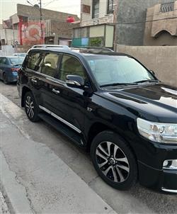 2016 تويوتا لاندكروزر