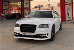 2021 كرايسلر 300