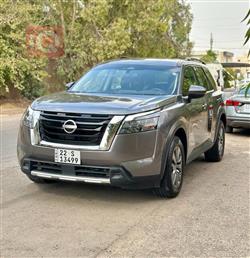 Nissan Pathfinder 2025