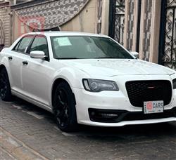 Chrysler 300 2021