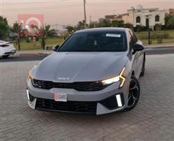 Kia K5 2025