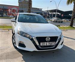 Nissan Altima 2020