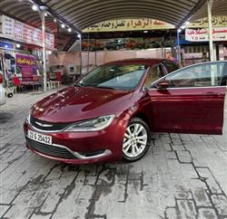 2017 كرايسلر 200