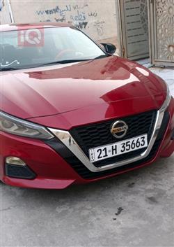Nissan Altima 2021